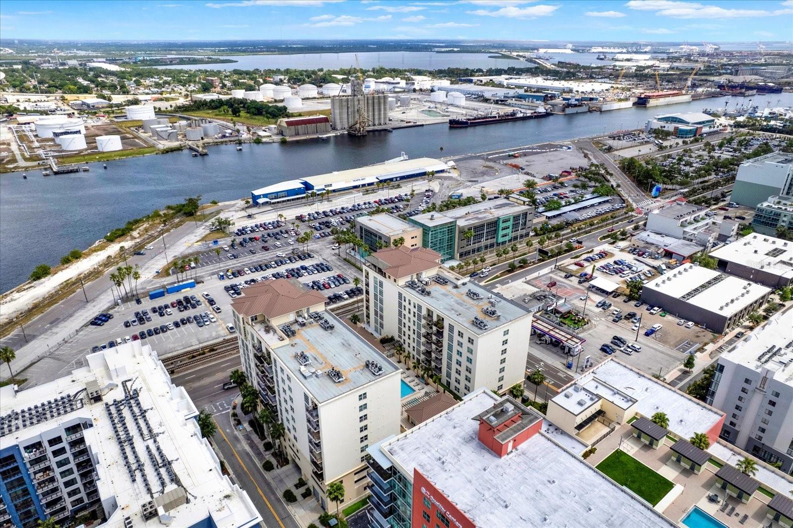 1238 E KENNEDY BOULEVARD 702