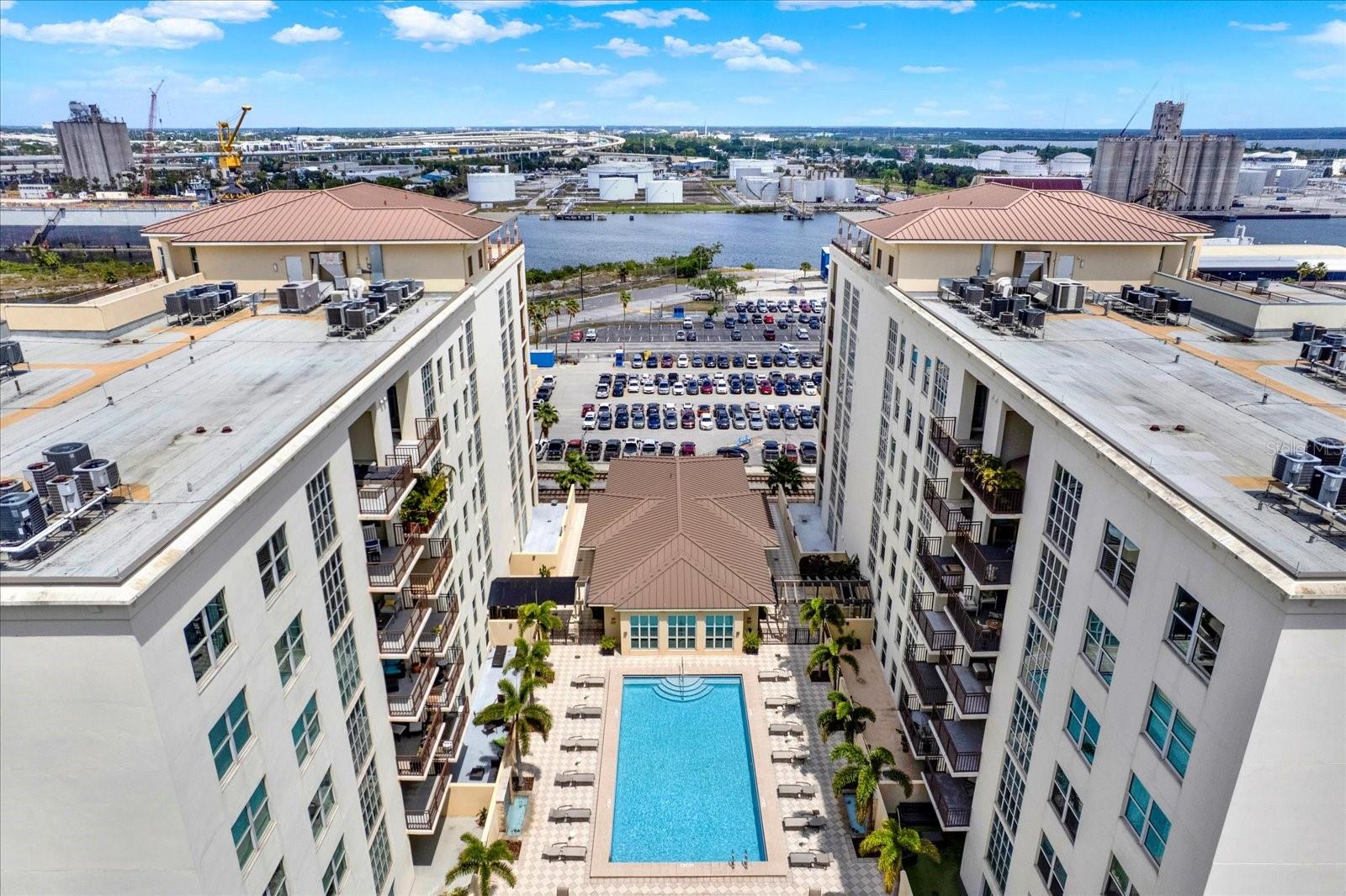 1238 E KENNEDY BOULEVARD 702