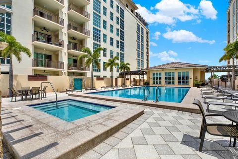 Photo of 1238 E Kennedy Boulevard #702, Tampa, FL 33602 (MLS # TB8376643) Photo of 1238 E Kennedy Boulevard #702, Tampa, FL 33602 (MLS # TB8376643)