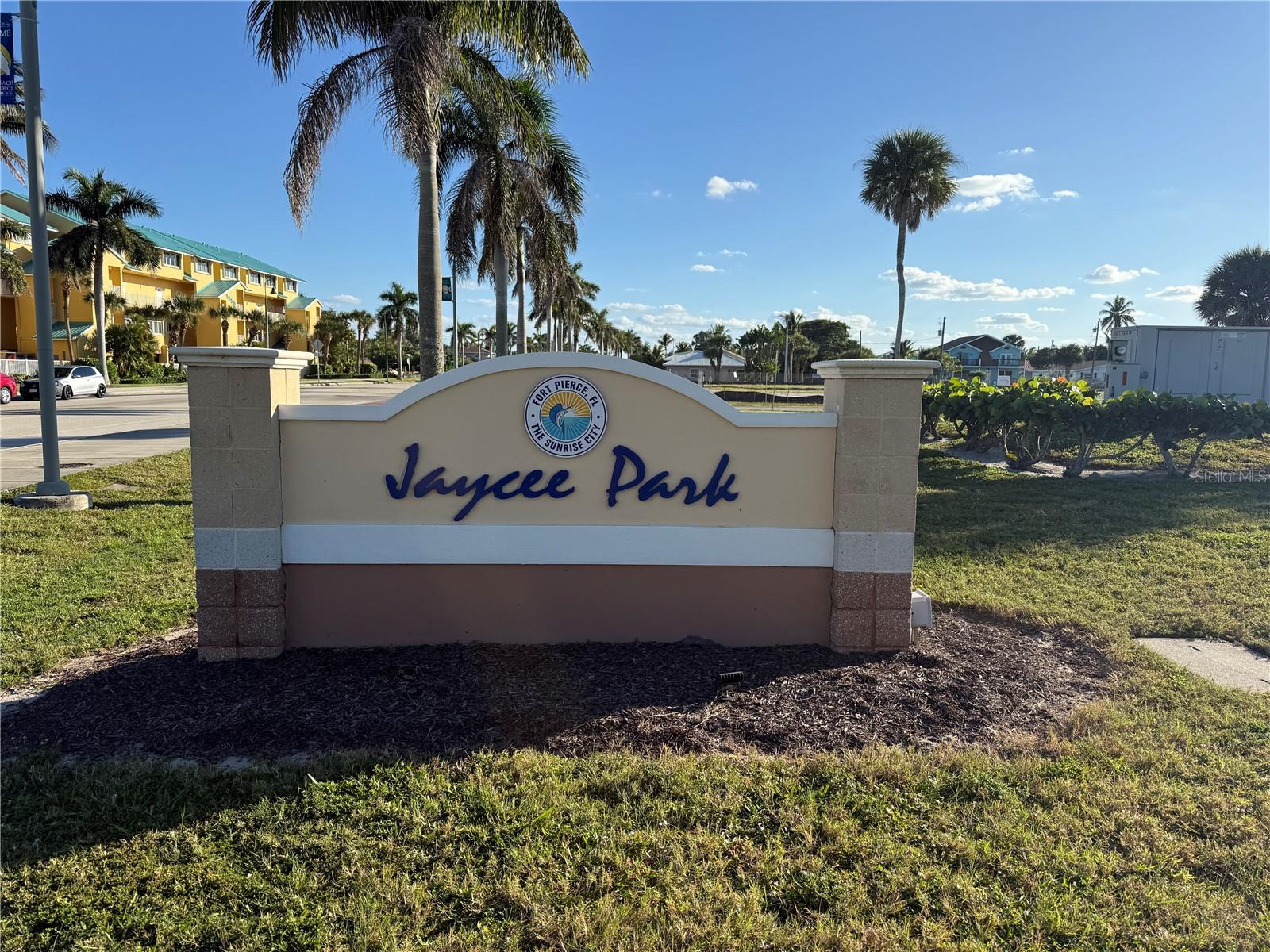 PALM HAVEN SUB - Land