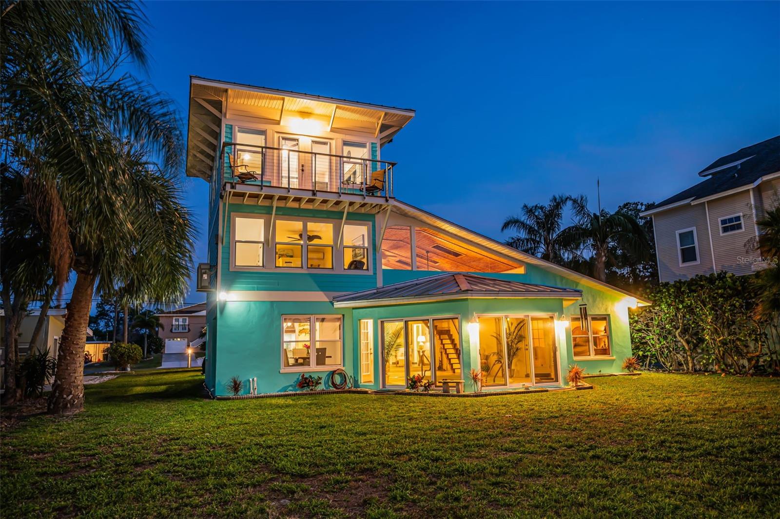 SEA BREEZE ISLAND - Residential