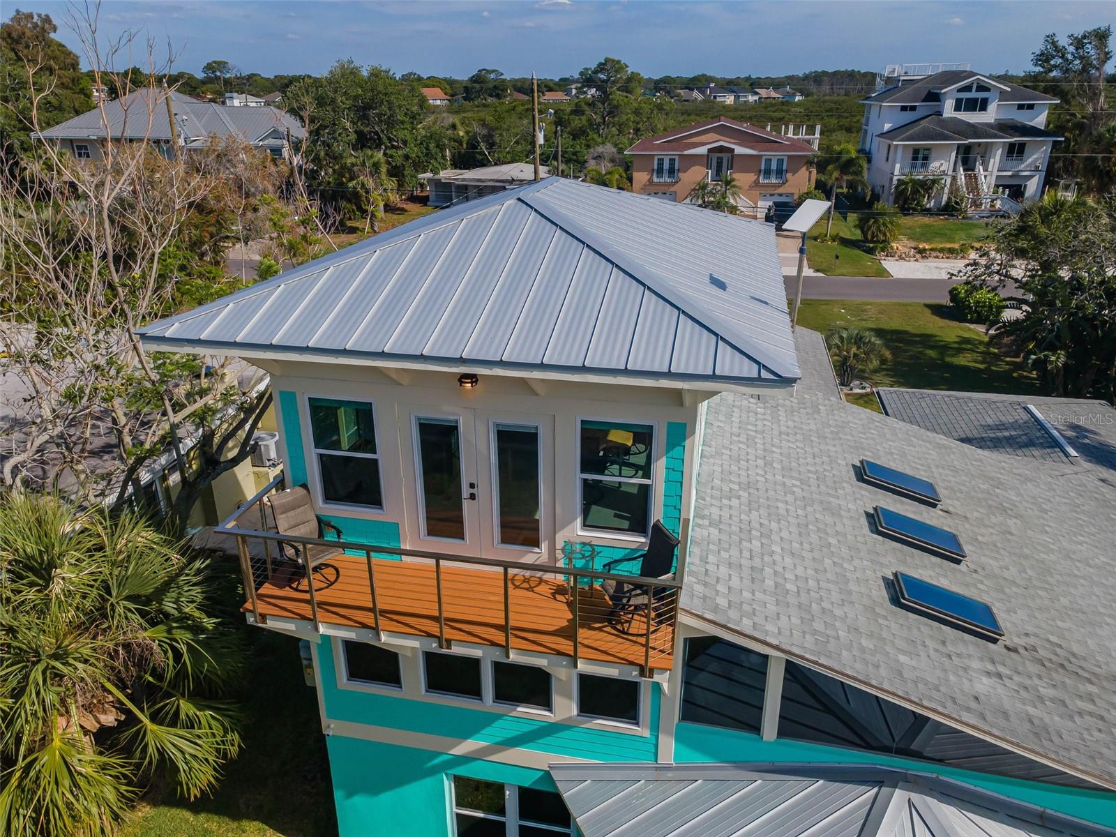 SEA BREEZE ISLAND - Residential