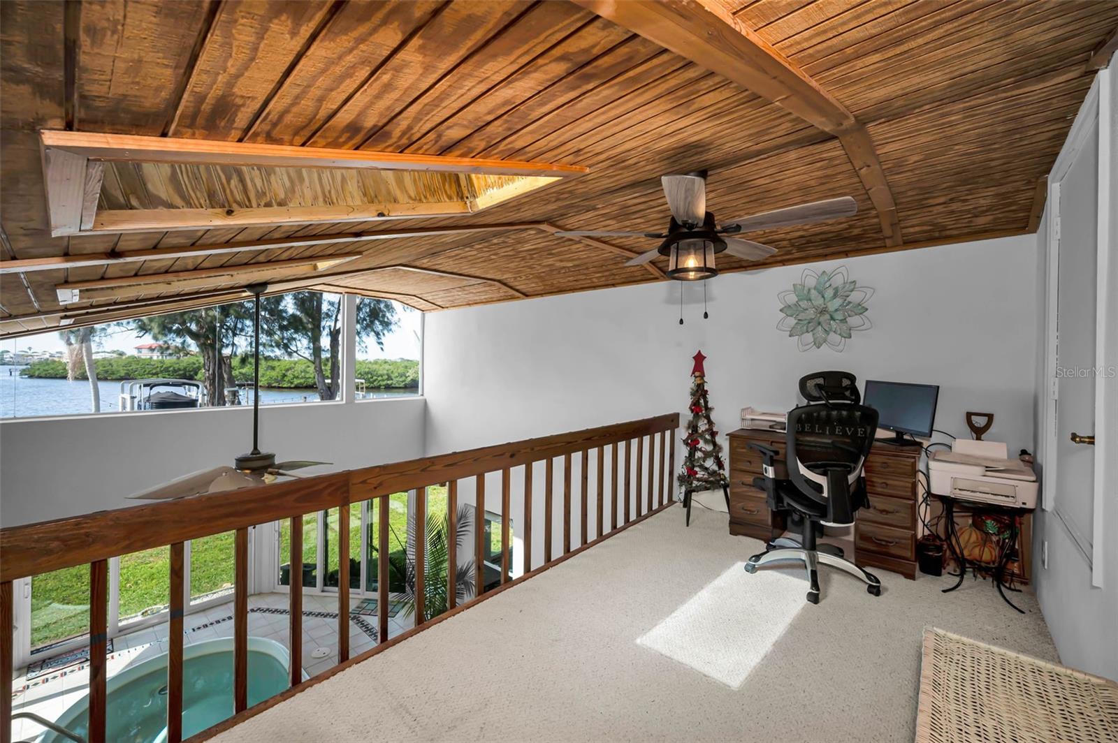 SEA BREEZE ISLAND - Residential