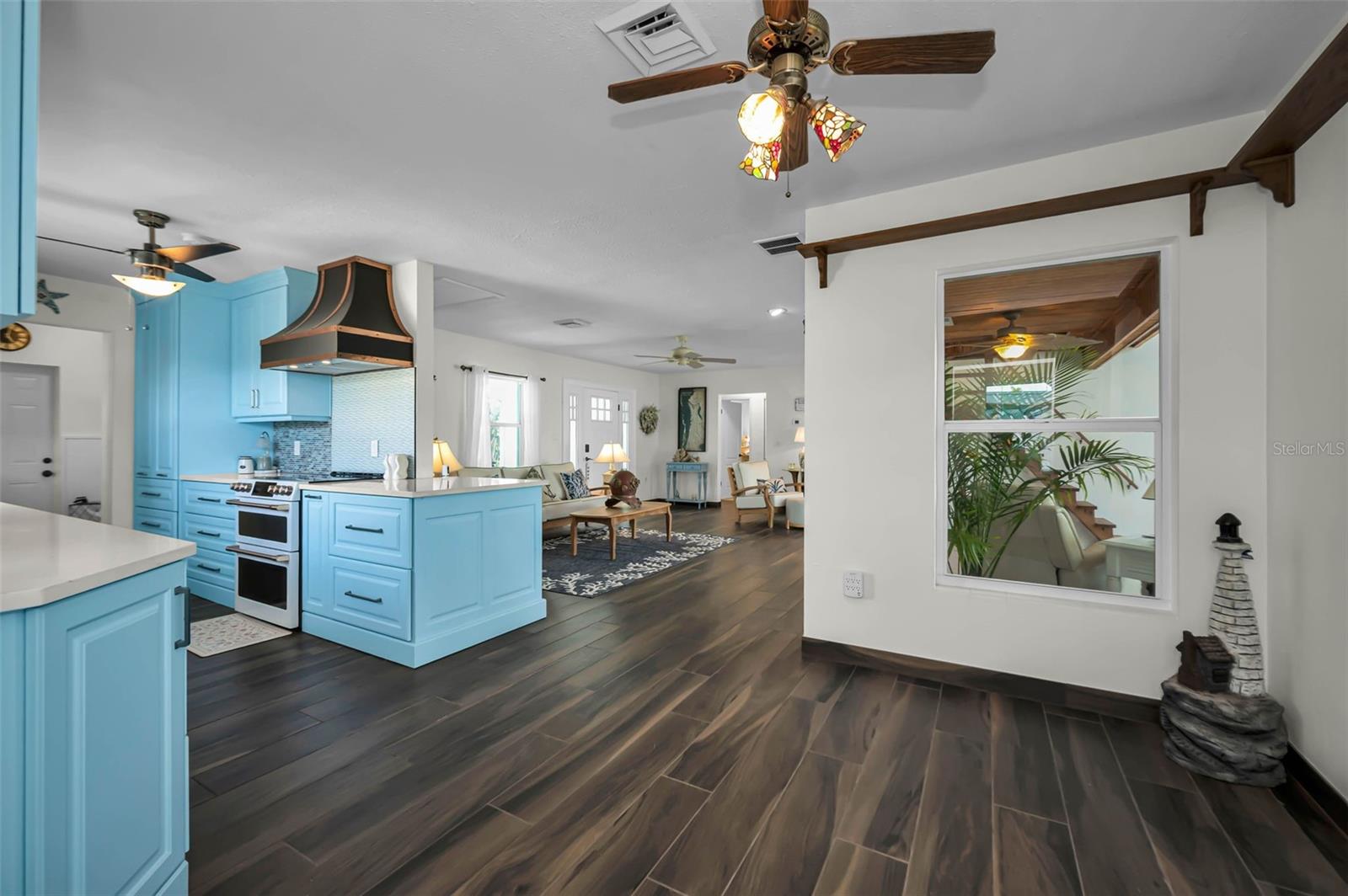 SEA BREEZE ISLAND - Residential