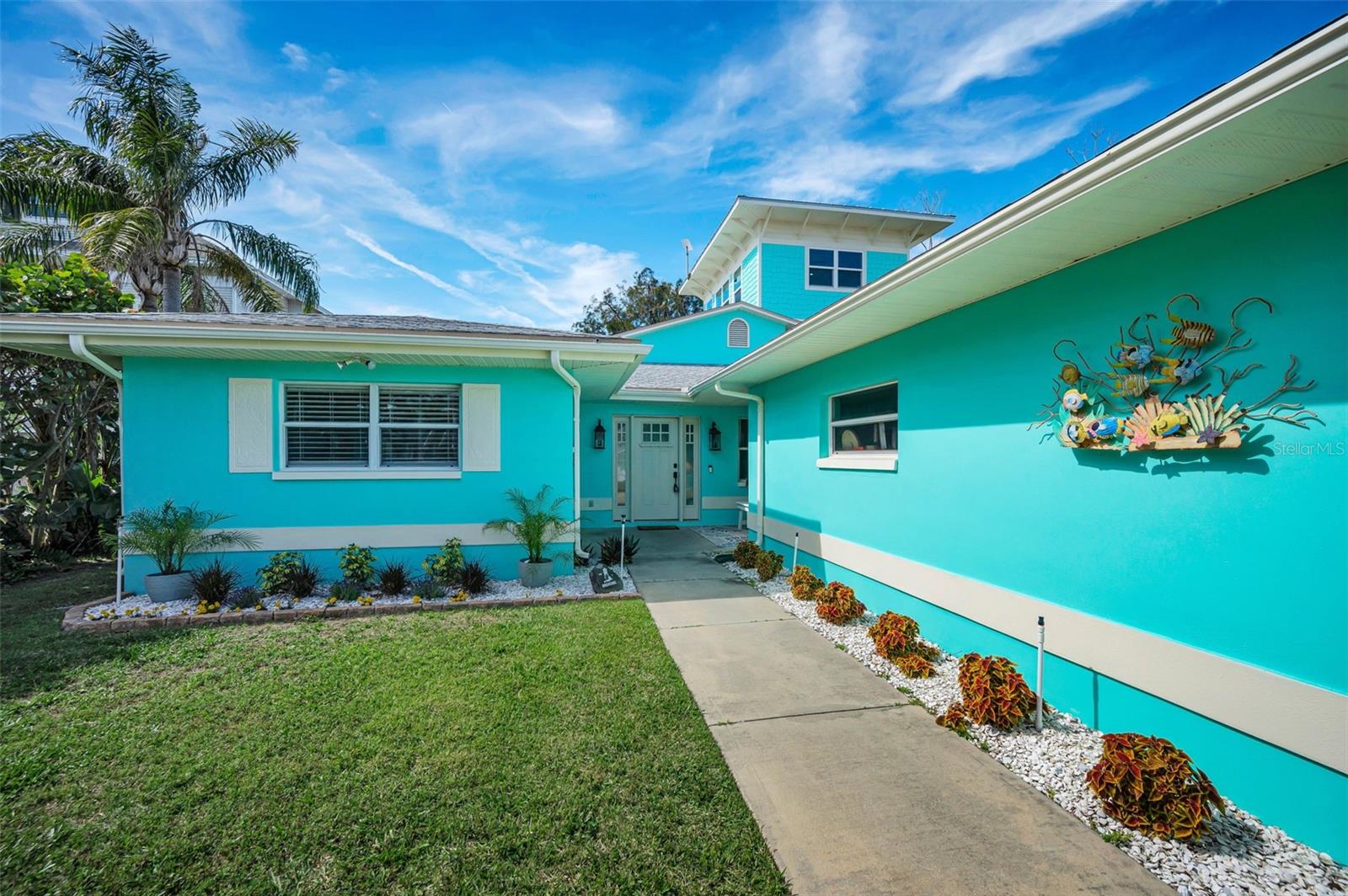 SEA BREEZE ISLAND - Residential