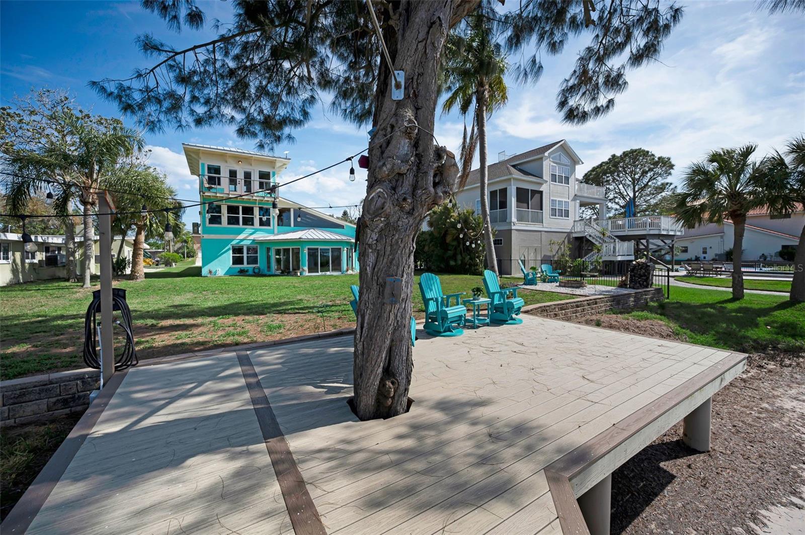 SEA BREEZE ISLAND - Residential