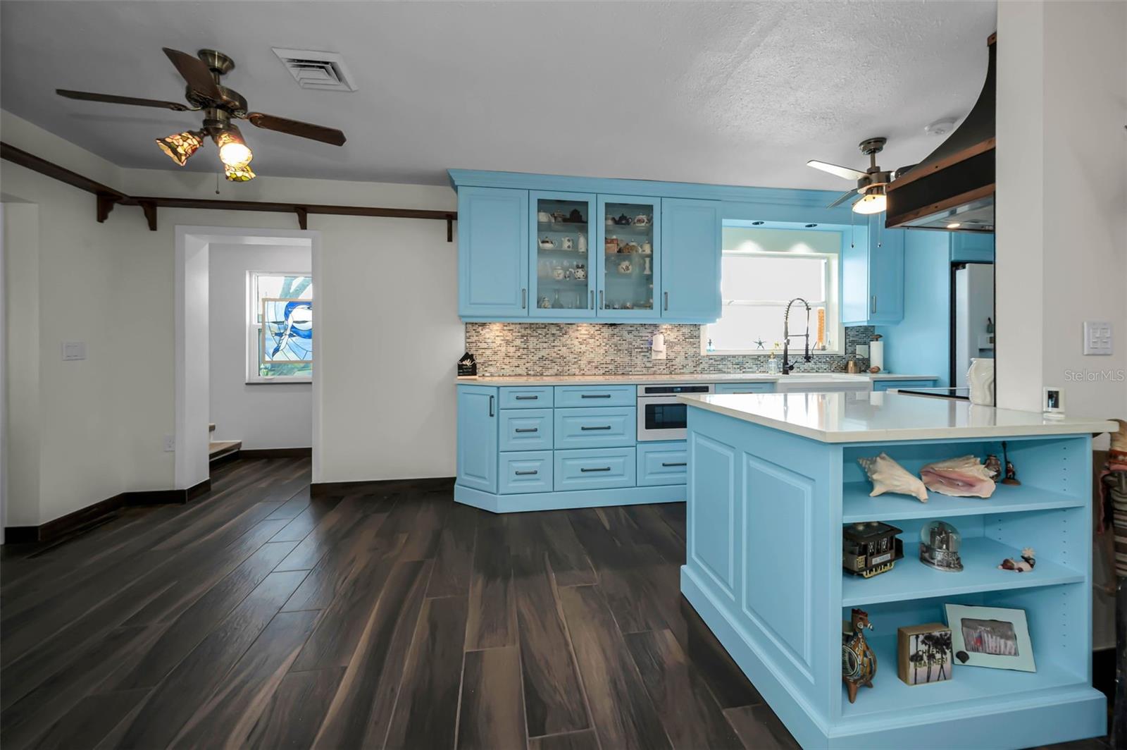 SEA BREEZE ISLAND - Residential