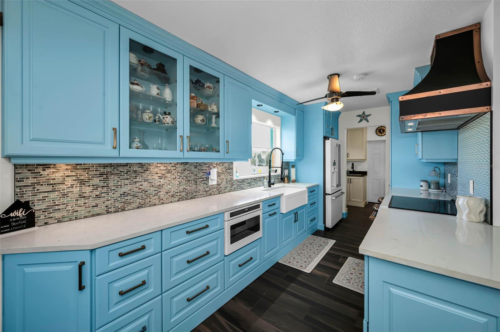 SEA BREEZE ISLAND - Residential