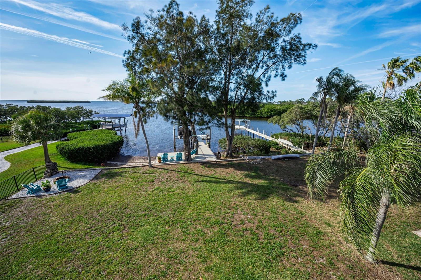 SEA BREEZE ISLAND - Residential