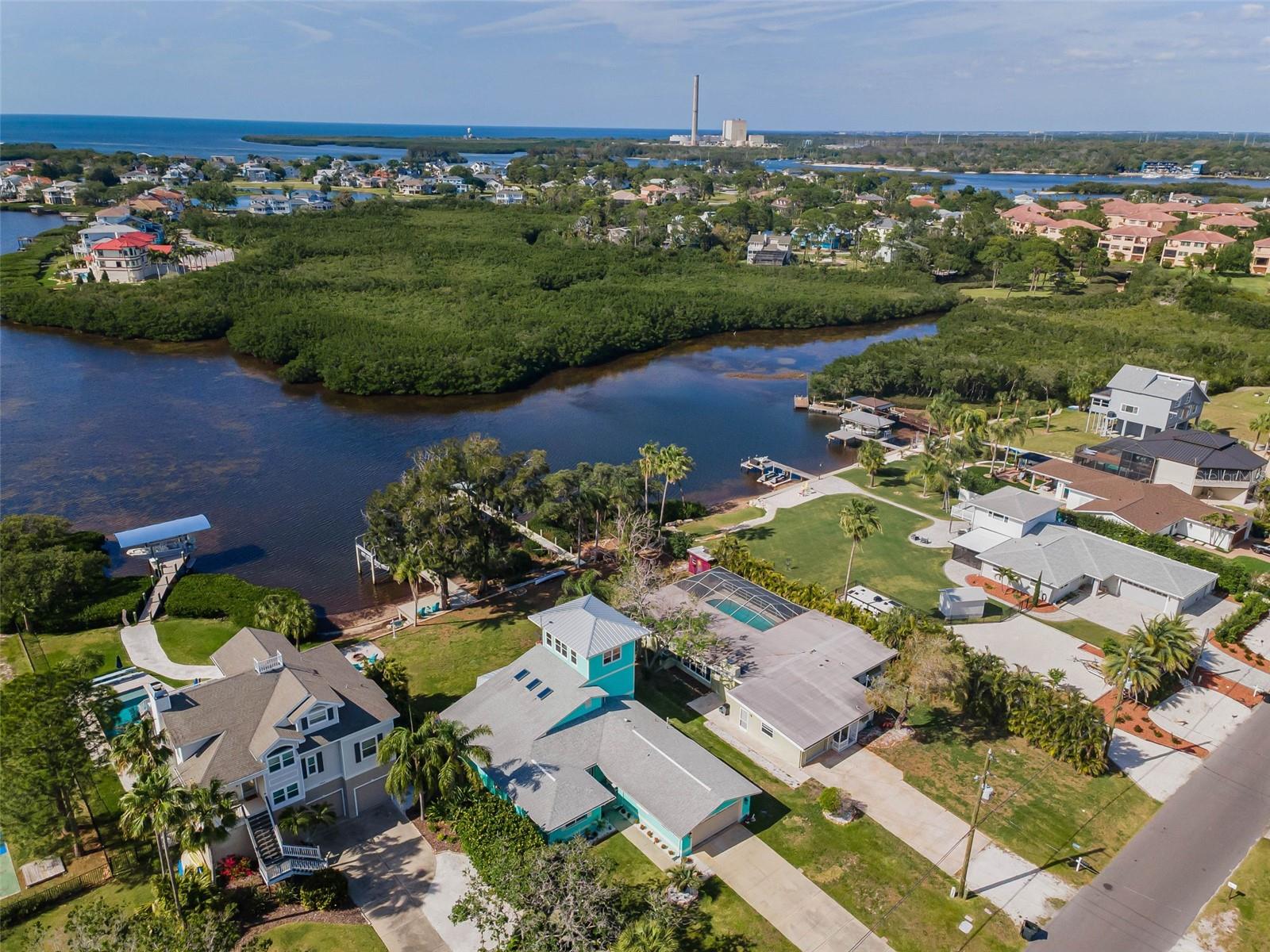 SEA BREEZE ISLAND - Residential