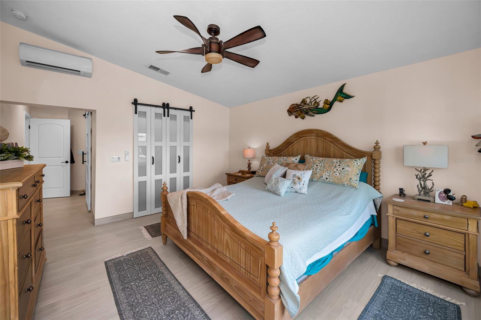 SEA BREEZE ISLAND - Residential