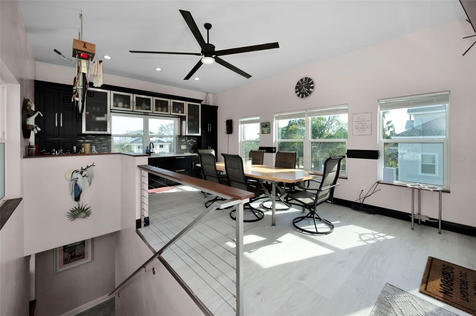 SEA BREEZE ISLAND - Residential