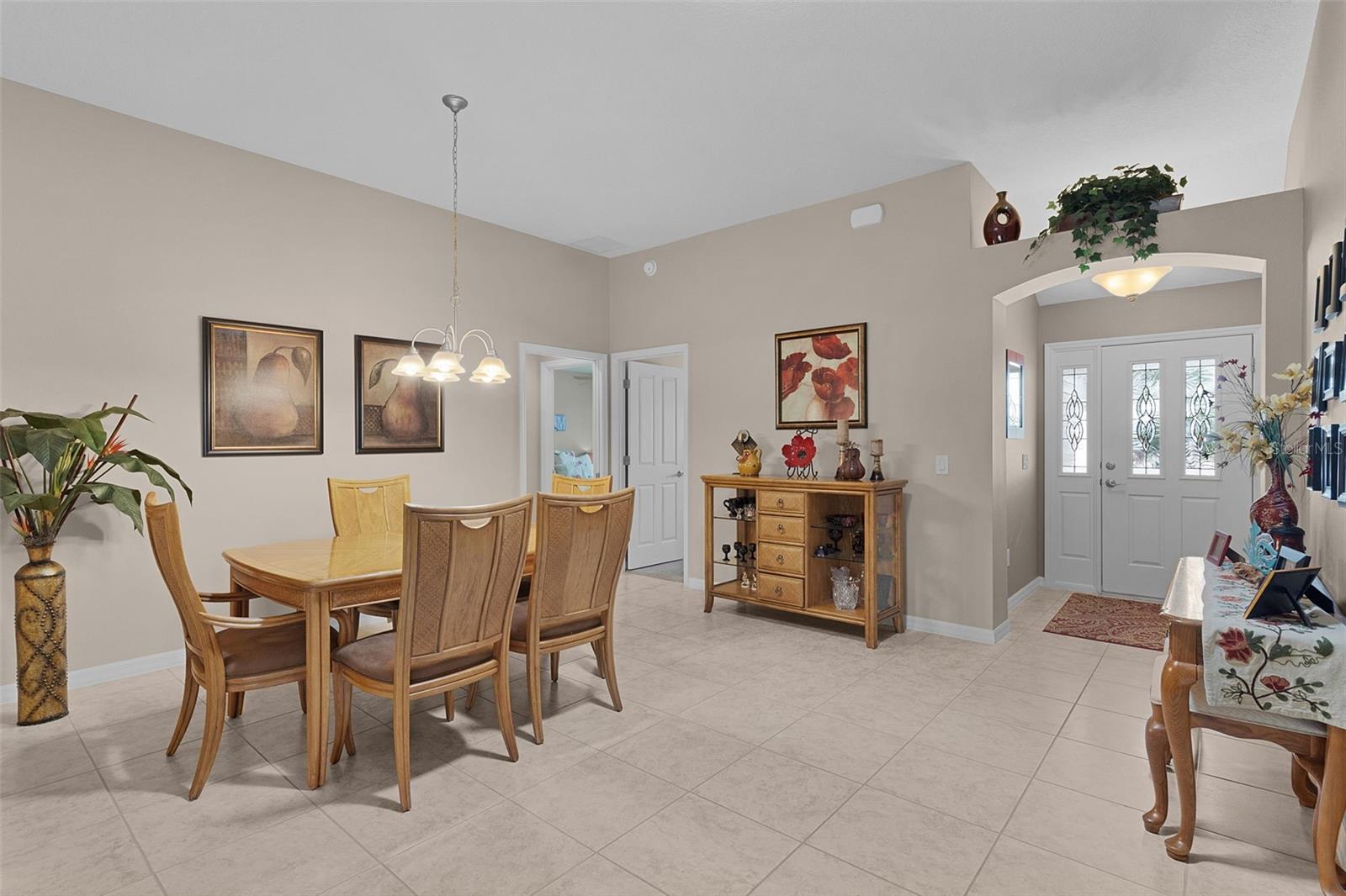 1215 WESTMORELAND LOOP