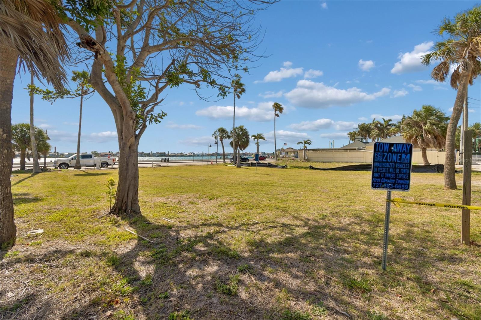 MOREY BEACH - Land