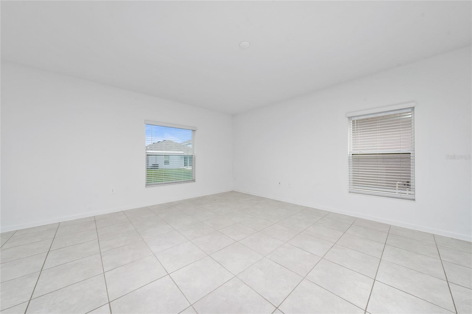 RANCHES/LK MCLEOD II - Residential