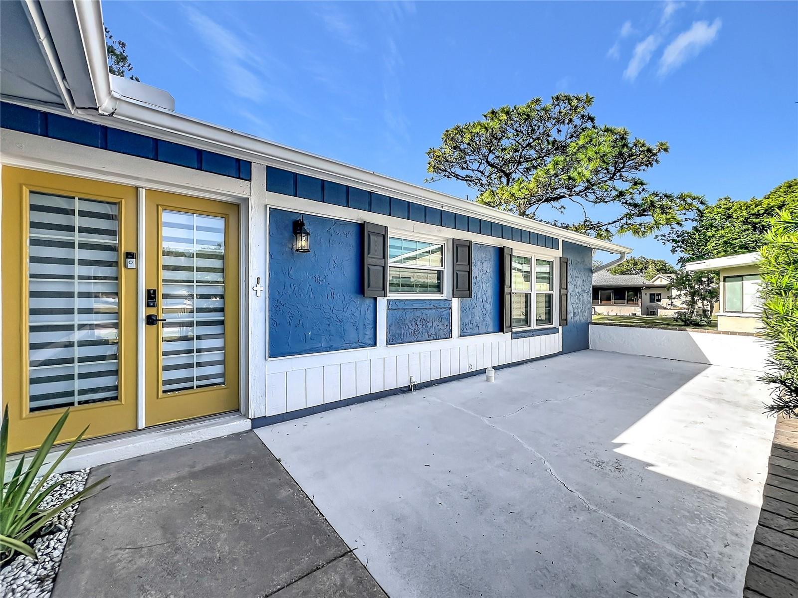 LAKE RIDGE VILLAGE - Residential