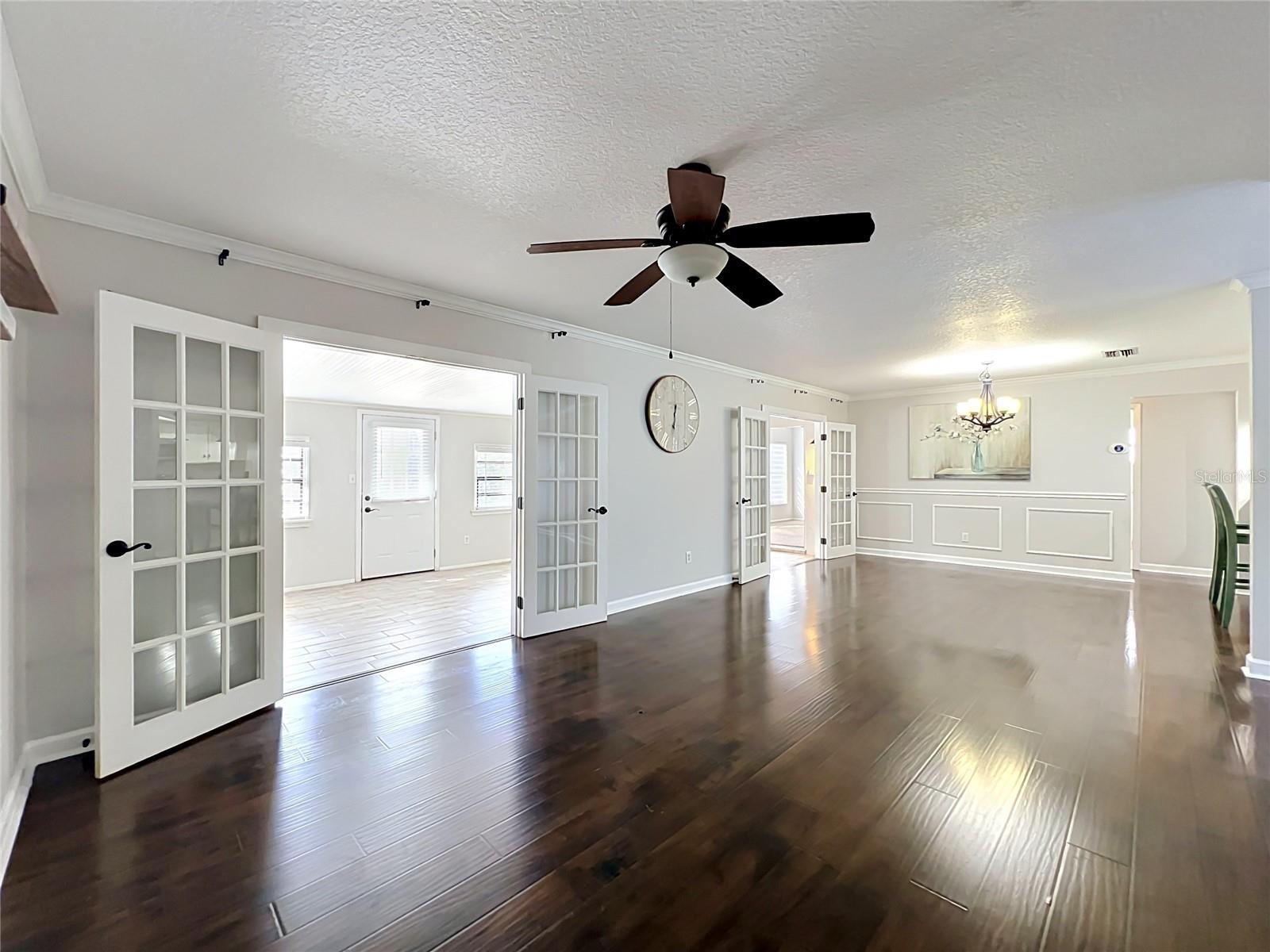 LAKE RIDGE VILLAGE - Residential