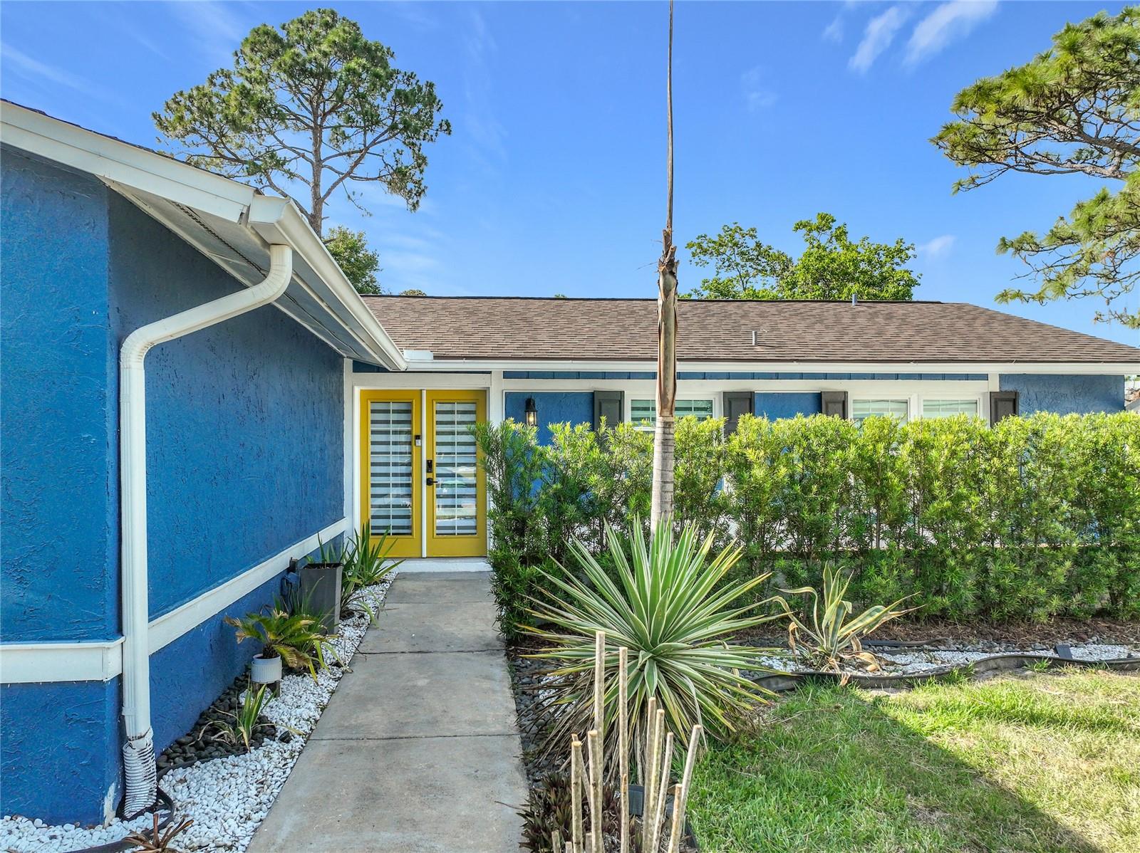LAKE RIDGE VILLAGE - Residential