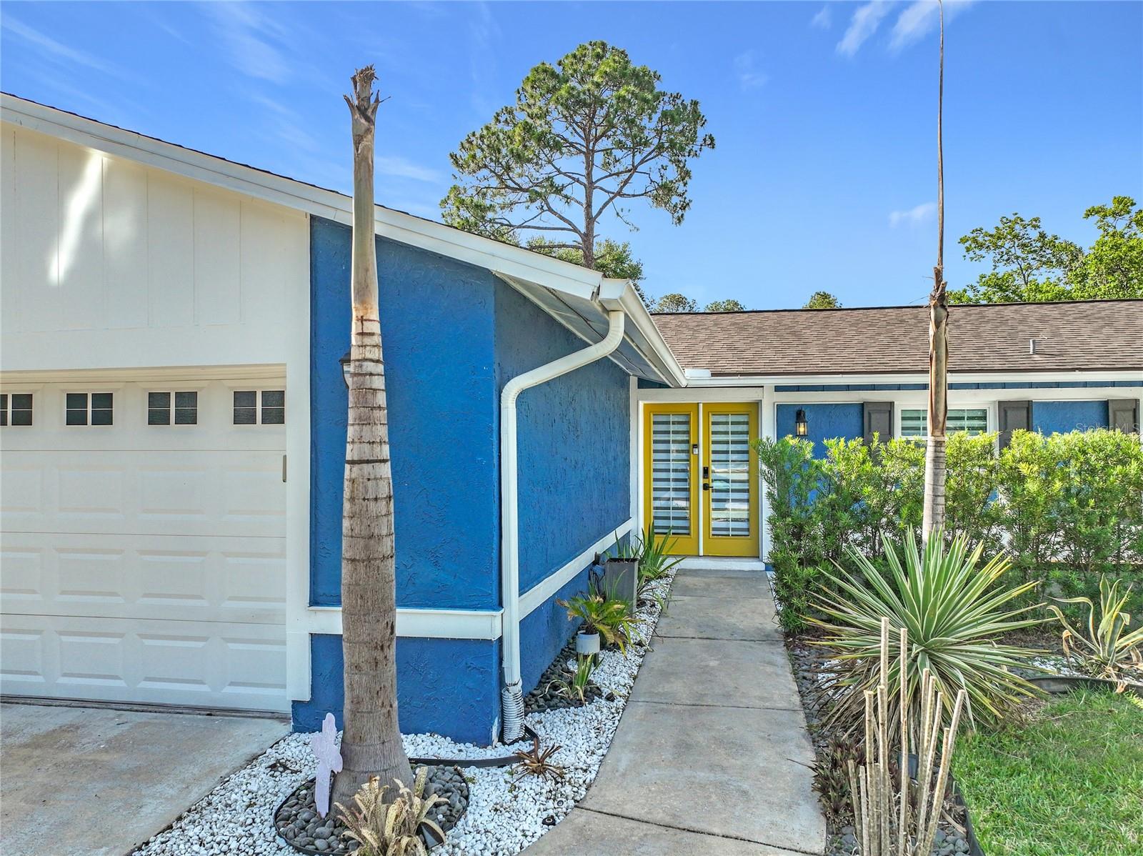 LAKE RIDGE VILLAGE - Residential