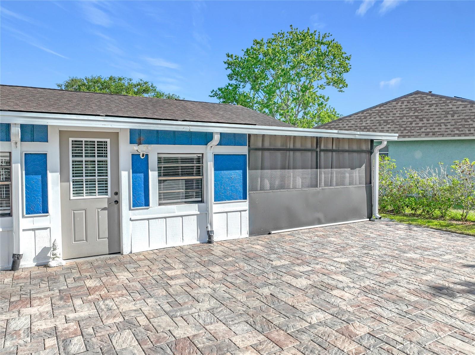 LAKE RIDGE VILLAGE - Residential