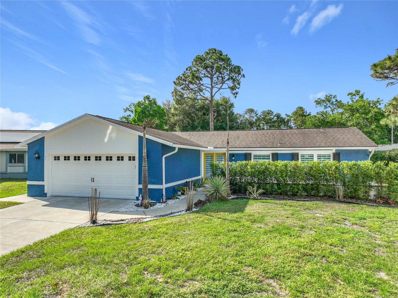 LAKE RIDGE VILLAGE - Residential