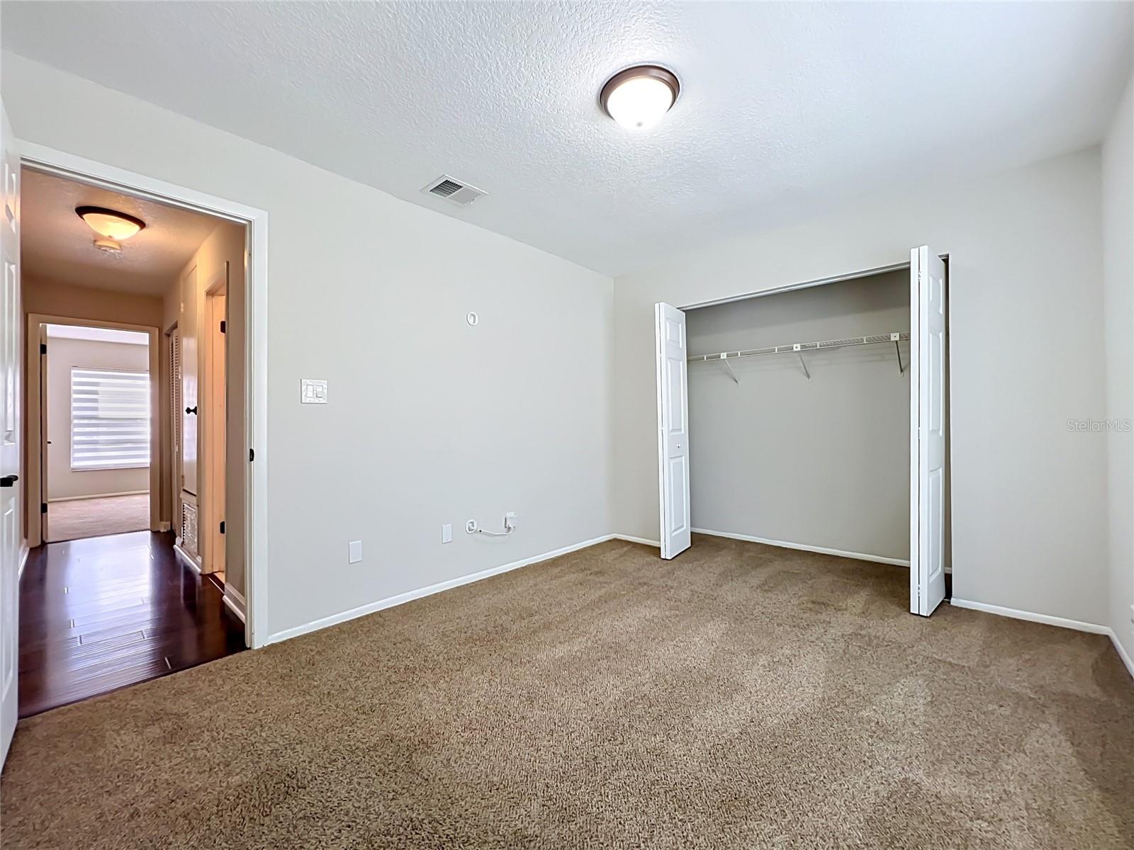 LAKE RIDGE VILLAGE - Residential
