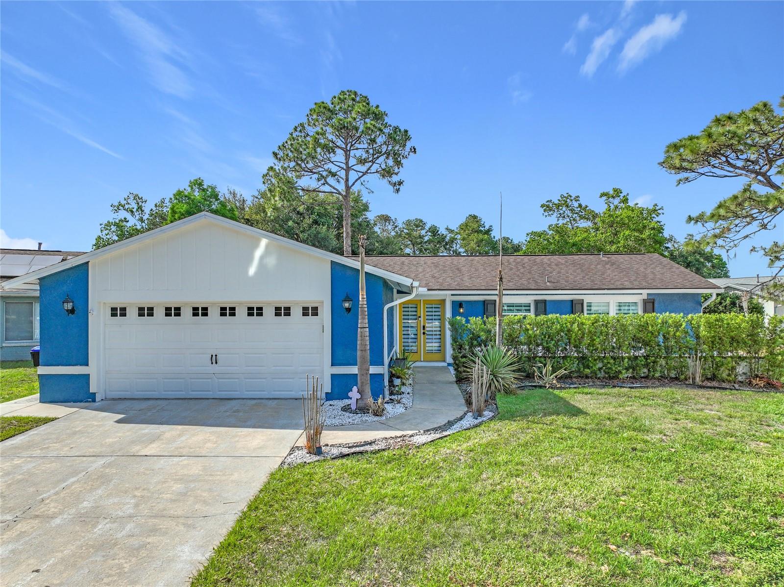LAKE RIDGE VILLAGE - Residential