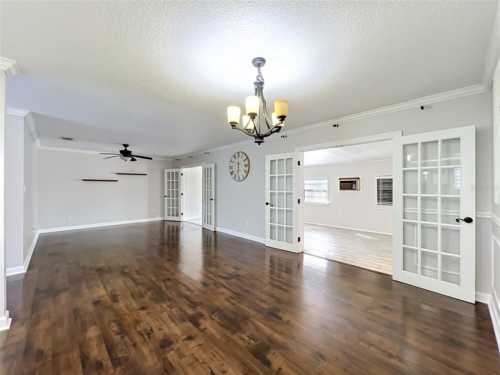LAKE RIDGE VILLAGE - Residential