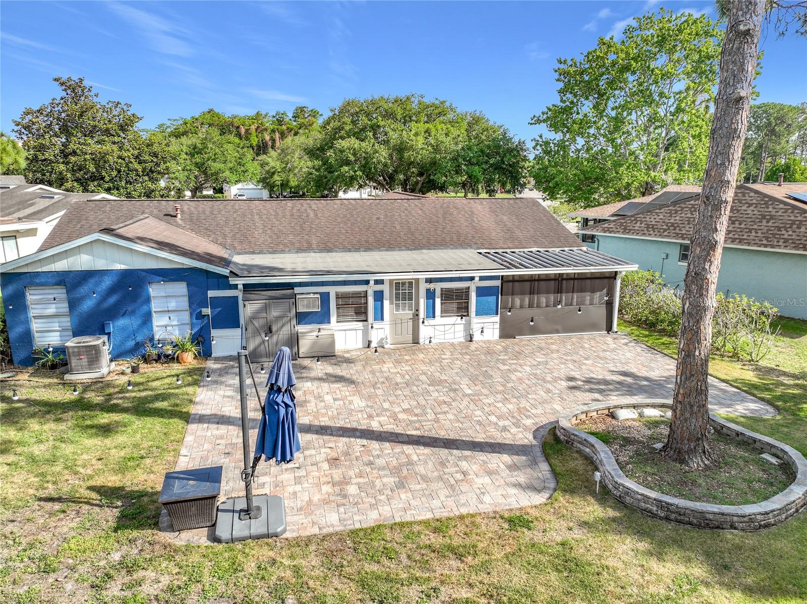 LAKE RIDGE VILLAGE - Residential