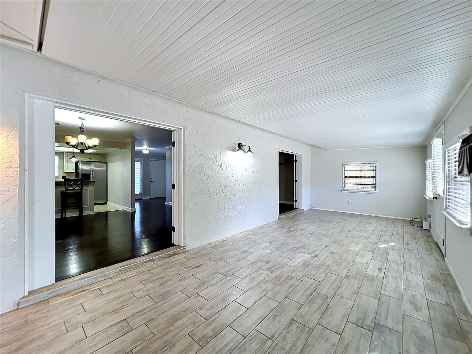 LAKE RIDGE VILLAGE - Residential