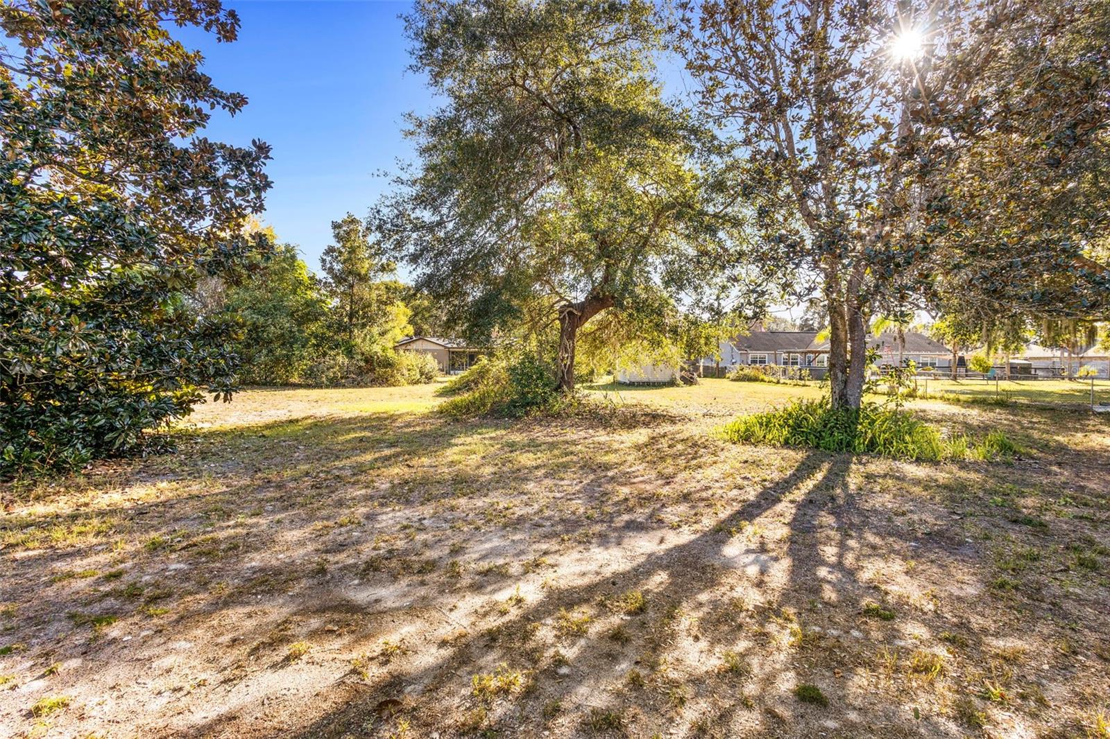 DELTONA LAKES UN 11 - Residential