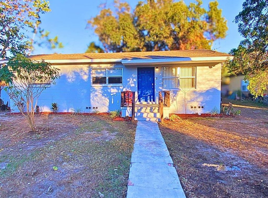 Photo of 11809 Carver Street, Thonotosassa, FL 33592 (MLS # TB8451272)