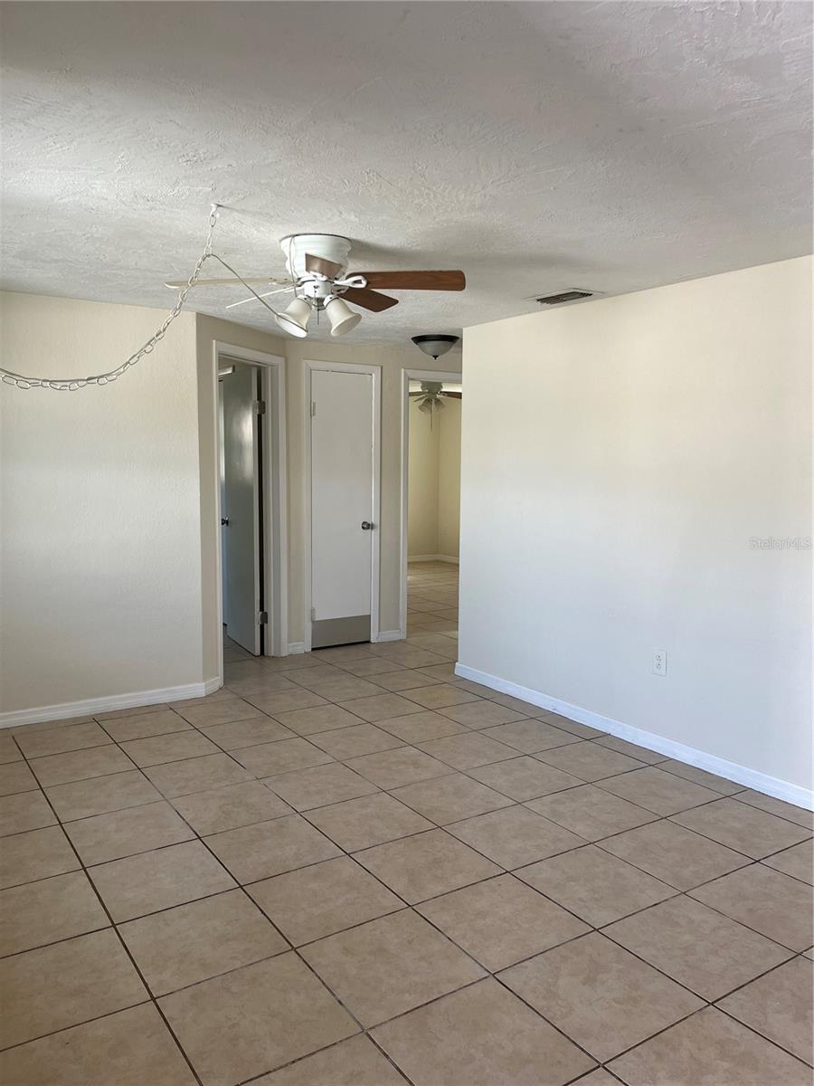 GOLDEN HEIGHTS - Residential Lease