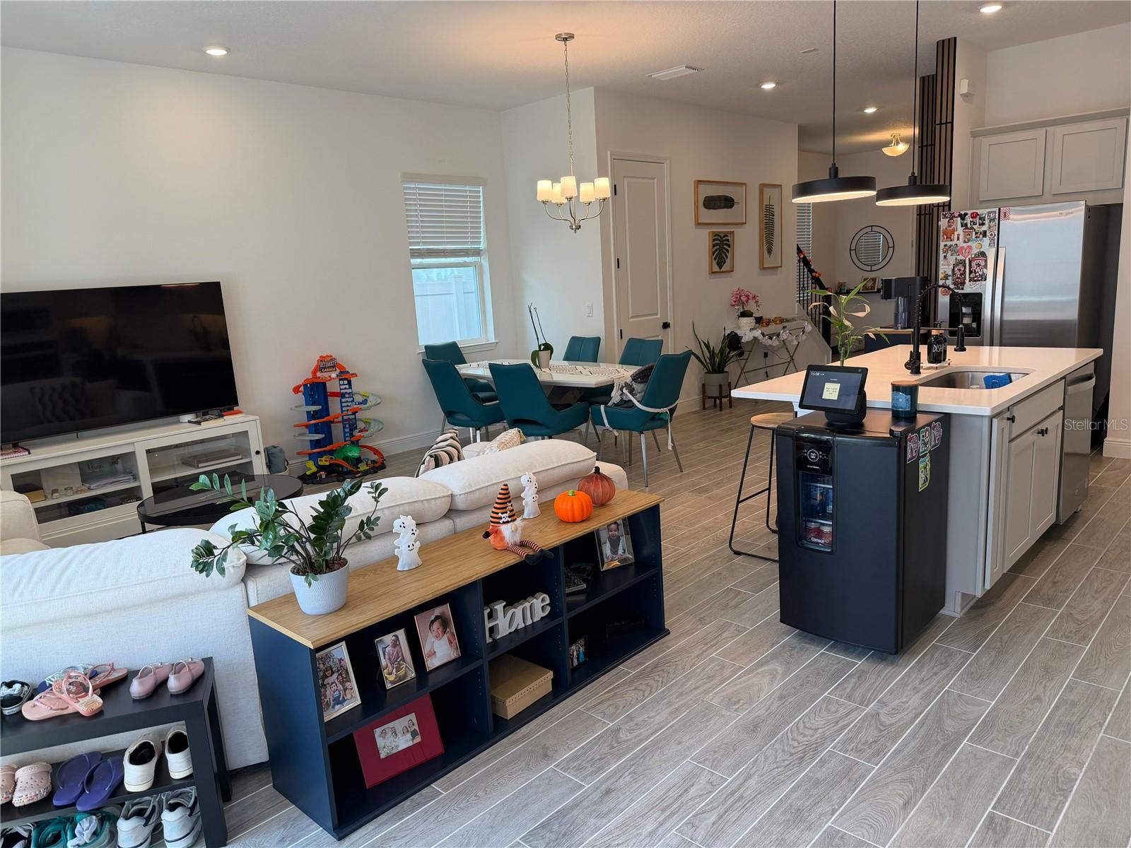 HAMLIN POINTE - Residential Lease