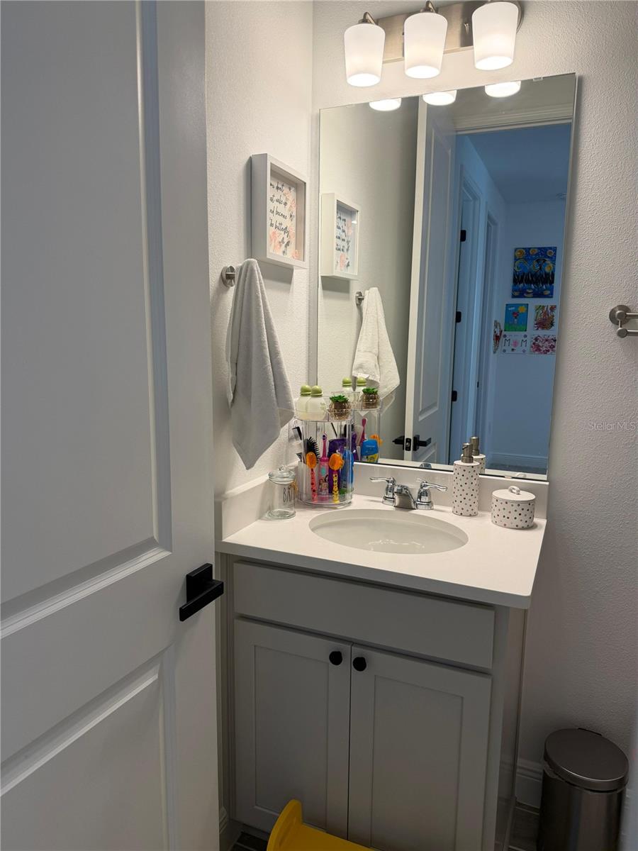 HAMLIN POINTE - Residential Lease