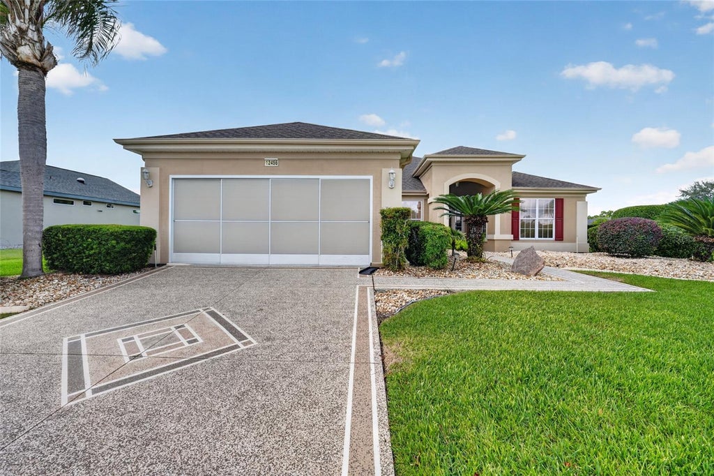 Photo of 12456 SE 92nd Terrace, Summerfield, FL 34491 (MLS # OM732805)