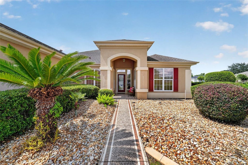 Photo of 12456 SE 92nd Terrace, Summerfield, FL 34491 (MLS # OM732805)