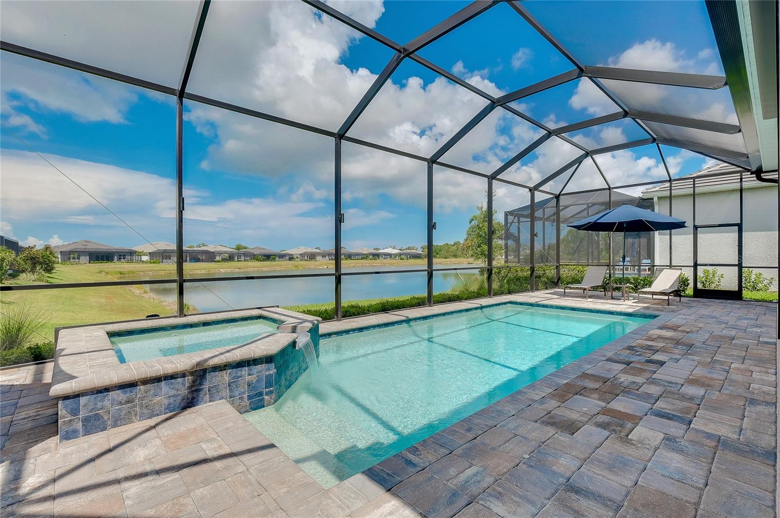 10105 BEACHWALK DRIVE