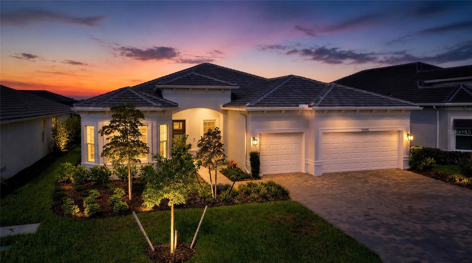 10105 BEACHWALK DRIVE