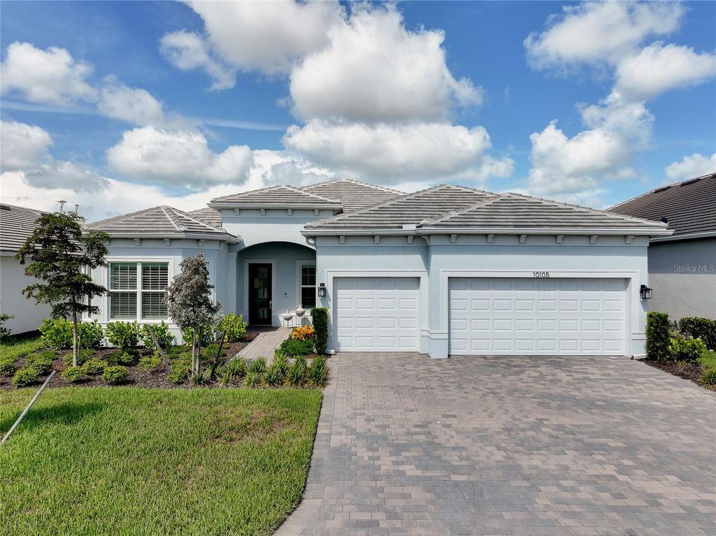 Photo of 10105 Beachwalk Drive, Englewood, FL 34223 (MLS # N6144928)
