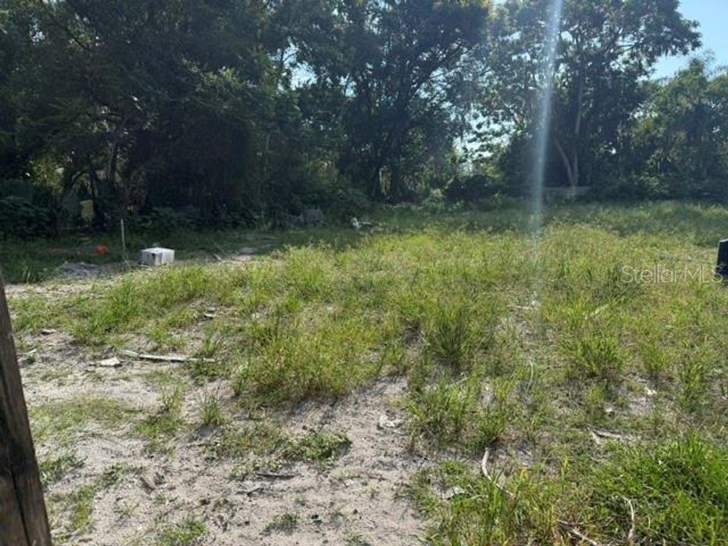 Photo of 13801 N 21st Street, Tampa, FL 33613 (MLS # TB8509579)