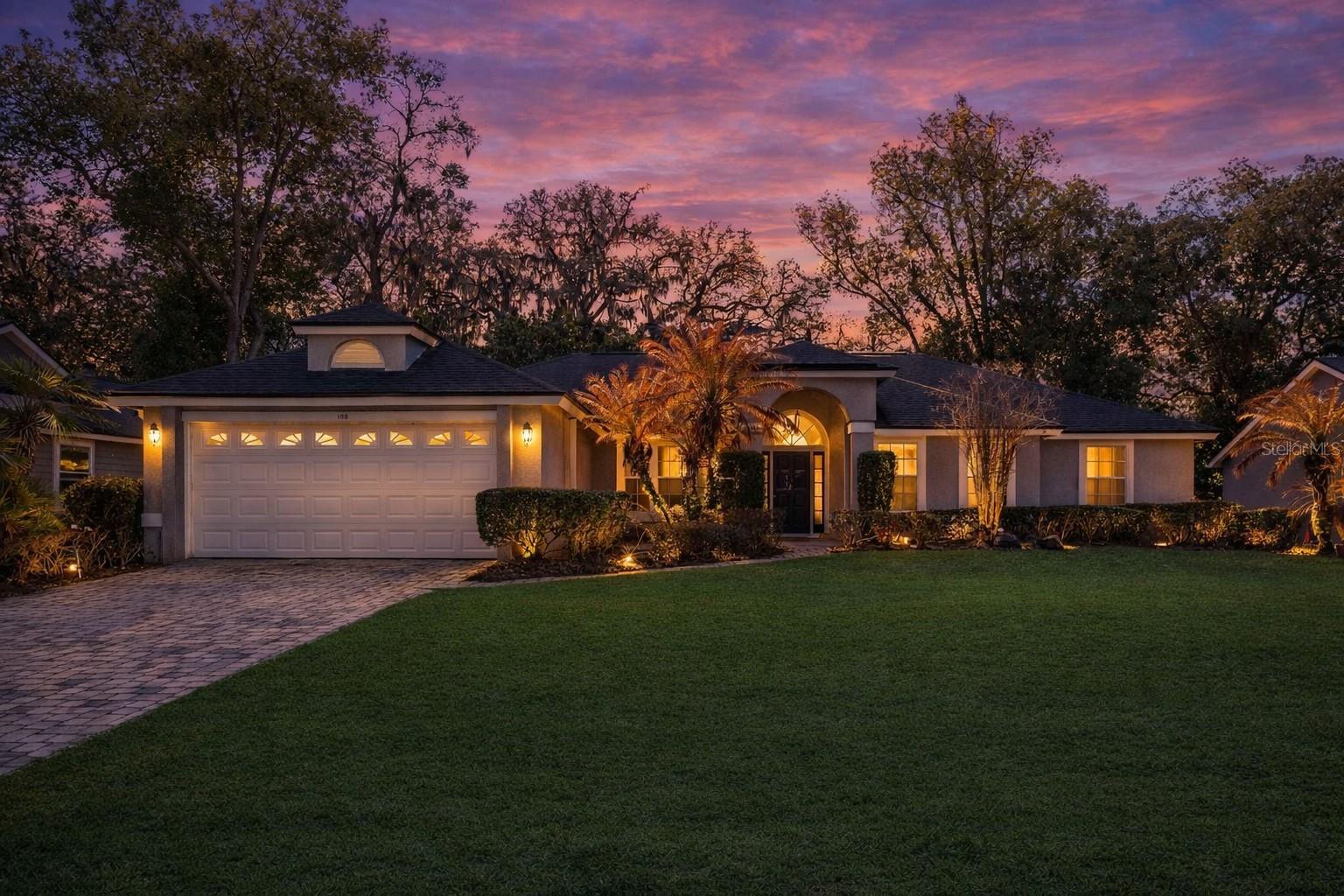 Casas a venda 1 - Jen Dantas 108 OAK VIEW CIRCLE