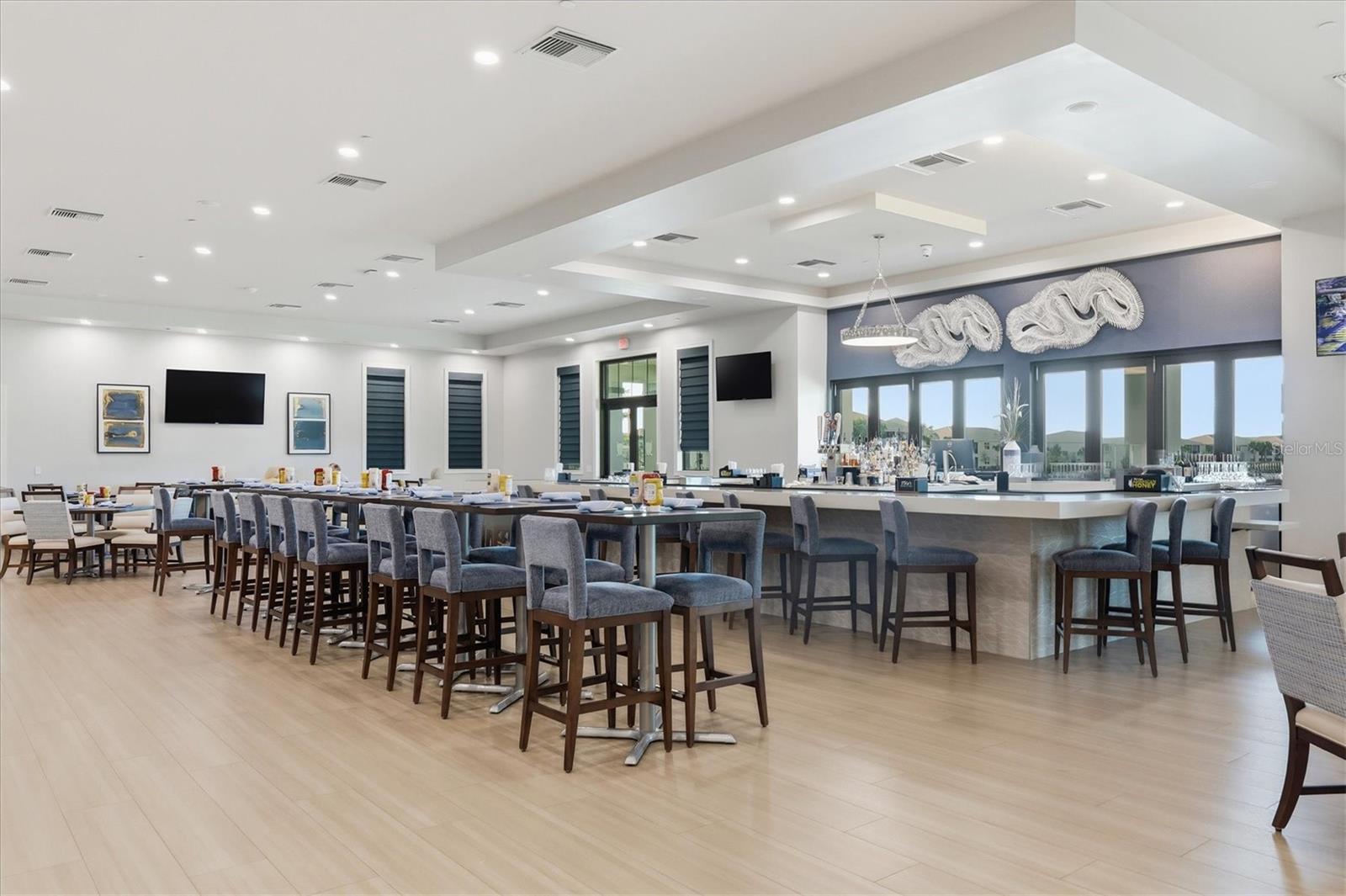 COACH HOMES I AT HERITAGE LANDING - Residential