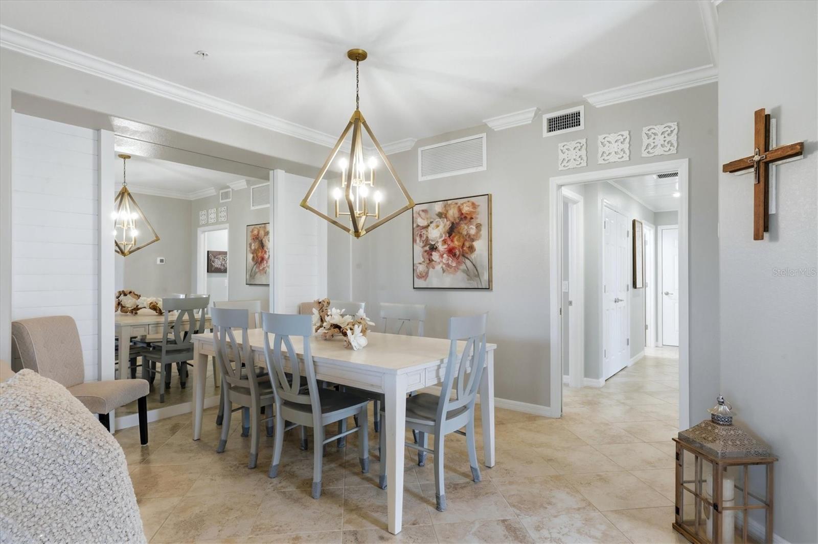 COACH HOMES I AT HERITAGE LANDING - Residential