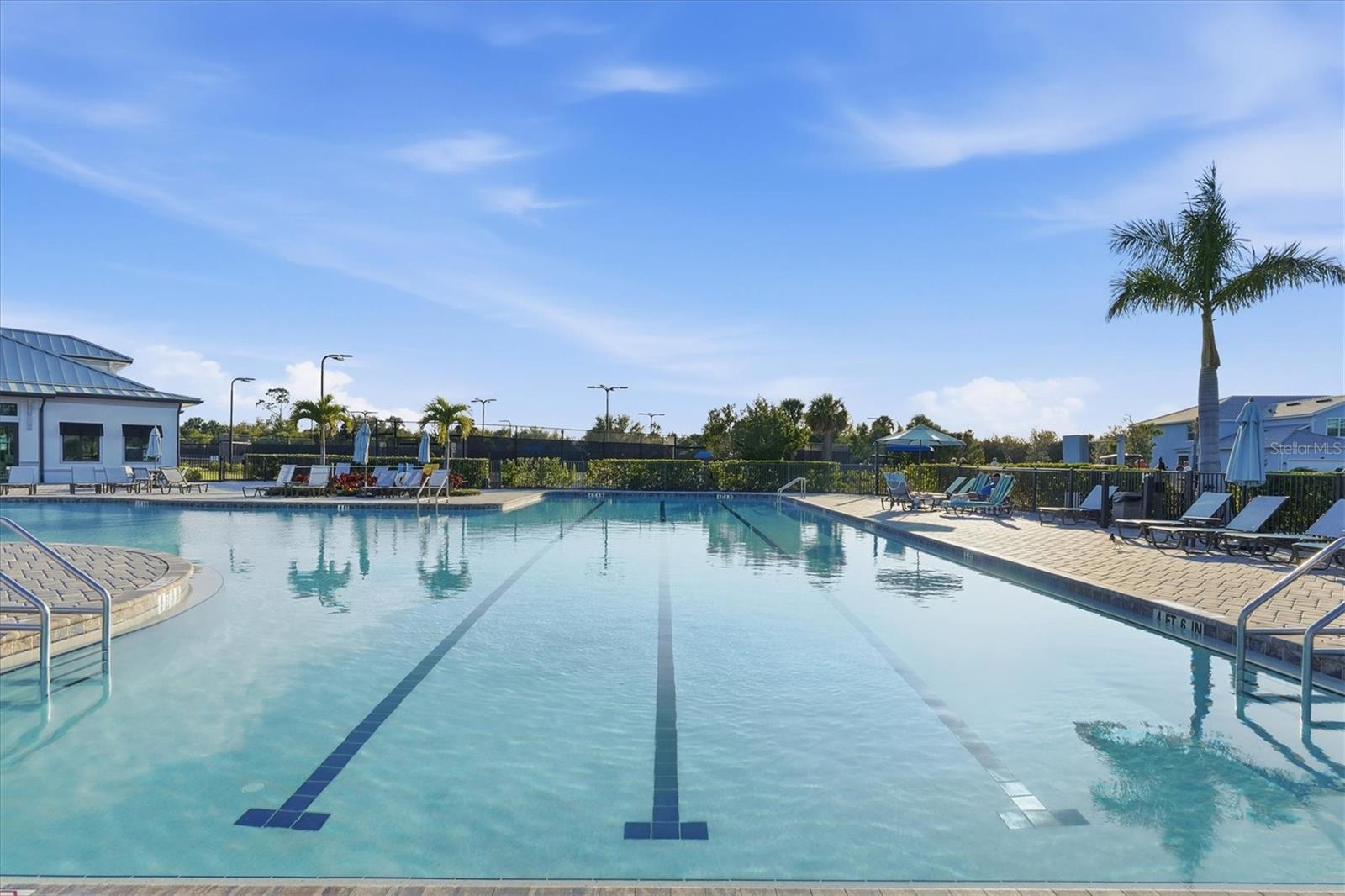 COACH HOMES I AT HERITAGE LANDING - Residential