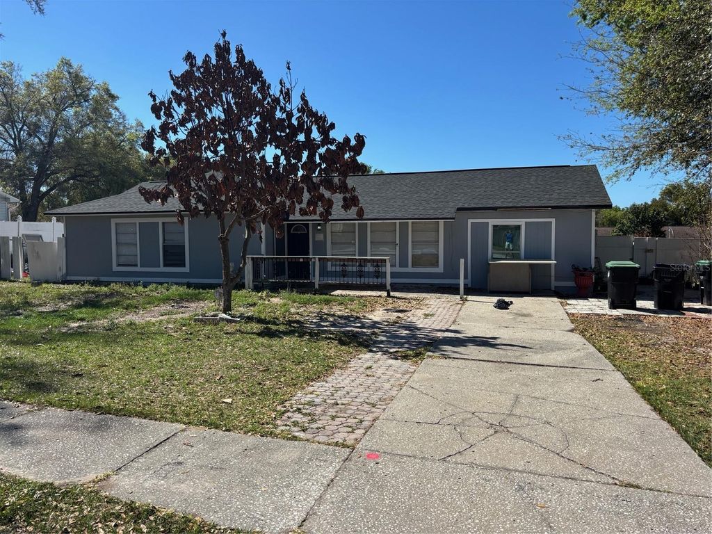 Photo of 5214 Gaymar Drive, Orlando, FL 32818 (MLS # O6389843)