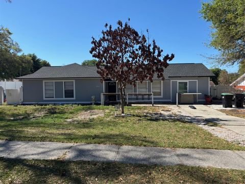 Photo of 5214 Gaymar Drive, Orlando, FL 32818 (MLS # O6389843)