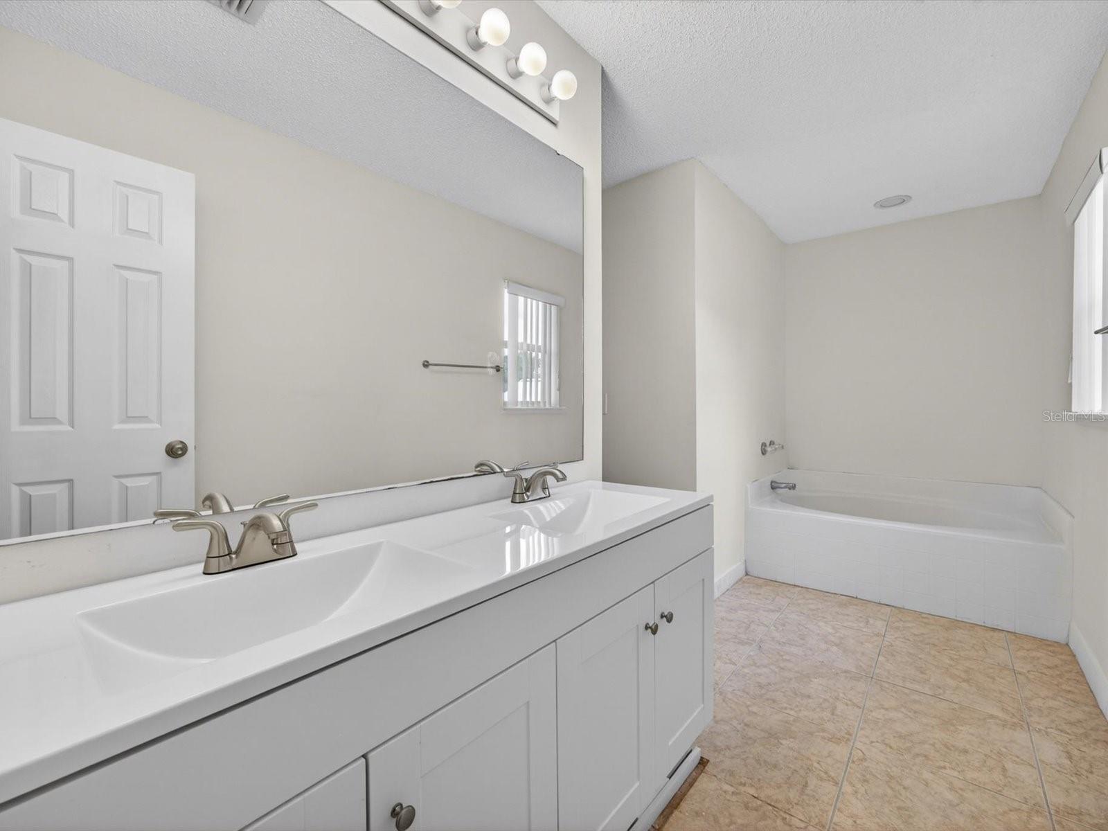 WESTCHESTER PH 06 07 - Residential