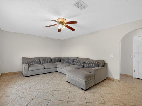 Tiny photo for 1614 Herring Lane, Clermont, FL 34714 (MLS # O6407091)