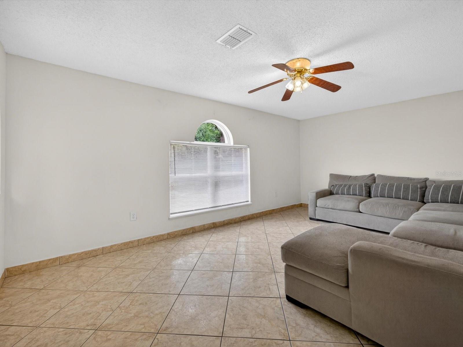 WESTCHESTER PH 06 07 - Residential